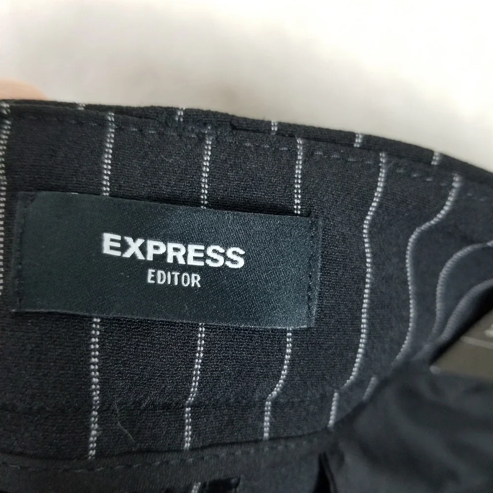 Express Relaxed Trouser Women 2R Black Pinstripe Editor Mid Rise Wide Leg Pant